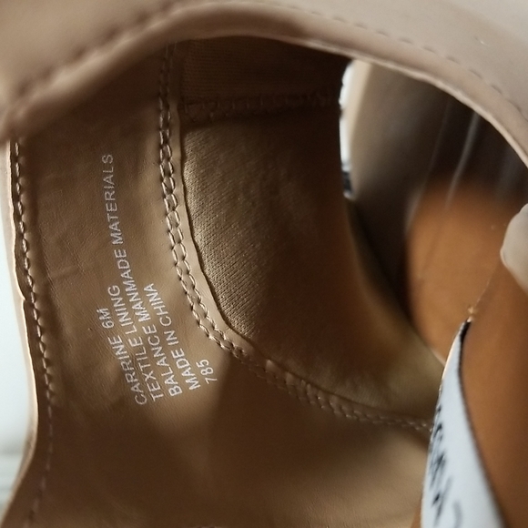 Steve Madden Carrine Blush Pink Suede Peep Toe Ankle Strap Chunky Heel Sandals - Picture 8 of 10